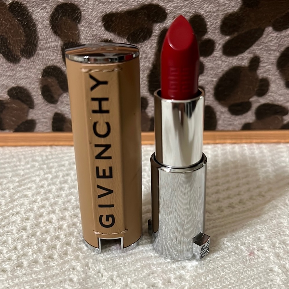 Givenchy Lipstick #338